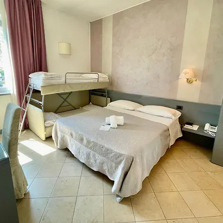 Hotel Alfieri Sirmione Zimmer foto